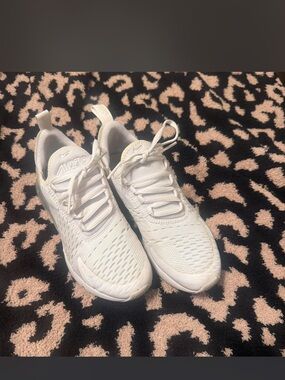 All White Airmax 270 Nike Sneakers